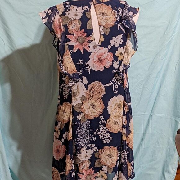 SIENNA SKY SLEEVELESS BLUE & FLORAL FULLY LINED DRESS - MEDIUM - Picture 2 of 8